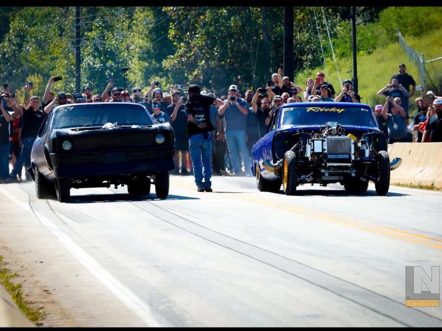 š Battle in the Streets: Elk Mountain Roars to Life!